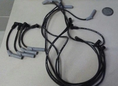 Cables de bujía Dodge Chrysler Eagle Plymouth Mopar SPW06500AA  Foto 1 de 2