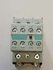 CONTATTORE Siemens 3RT1025-1AB04 - Foto 1 di 2