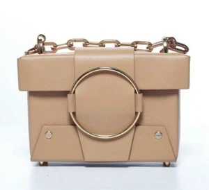 YUZEFI Asher Cuero Bronceado Cadena Dorada Hardware Bolso Caja Bolso de Mano - Imagen 1 de 5