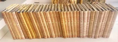 GUÍA ARTISTICA DE ESPAÑA. LOTE 34 UNIDADES. - Imagen 1 de 4