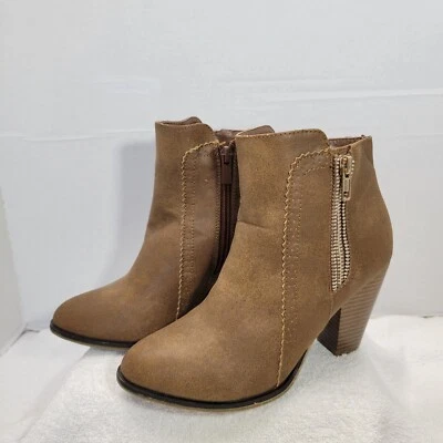 Botines Forever Inner Exterior Cremallera Mujer Talla 7 Marrón Imitación Tacón Apilado Foto 1 de 4