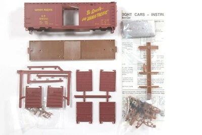 HO Walthers Union Pacific "Be Specific!" 40ft PS-1 Box Car #100261 New Kit - Image 1 of 4