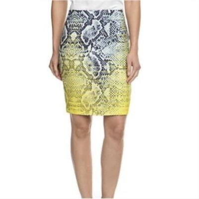 Falda lápiz Magaschoni $298 estampado piel de serpiente 100 % seda talla 8 Foto 1 de 4