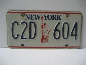 Vintage Original 1986 - 2000 NEW YORK, License Plate C2D 604 Statue of Liberty - Picture 1 of 3