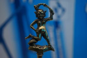 Vintage Solid Brass Metal Pixie Shoe Horn - Picture 1 of 11