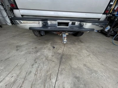 Parachoques trasero Chevrolet Silverado 1500 1999-2007 estilo clásico Foto 1 de 4