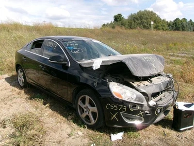 Fuel Tank VIN A0 4th And 5th Digit Fits 14-18 VOLVO S60 1782691 - Image 1 of 4