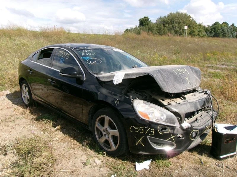 Fuel Tank VIN A0 4th And 5th Digit Fits 14-18 VOLVO S60 1782691 Foto 1 de 4