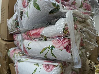 Venta al por mayor Ropa de cama Edredones Mantas Faldas de cama, etc perfectas para minoristas, 10+ piezas Foto 1 de 4