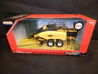 BRITAINS NEW HOLLAND BIG SQUARE BALER PLUS 43266 BNIB 1:32 - Image 1 of 4