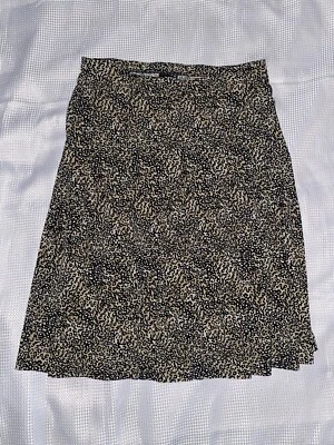 Falda East 5th, estampado de leopardo, elástica, talla mediana.  Foto 1 de 3