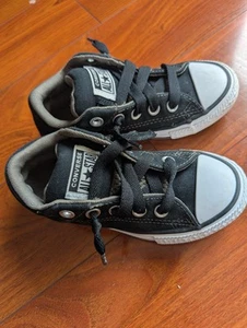 Converse Unisex Kids Size 11.5 - Picture 1 of 6