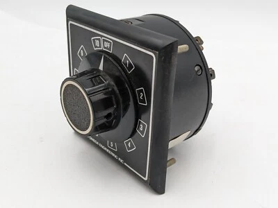 Omega OSW3-10 Rotary Thermocouple Selector Switch Black 10-Position 2P - Used - Image 1 of 4