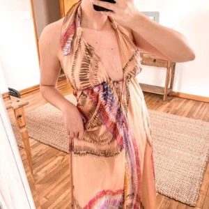 Alexis 100% Silk Colorful Adjustable Beach Resortwear Deep V Maxi Dress S NWT - Picture 1 of 12