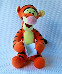 DisneyTigger reading a book, 24cm with a big smiley face. for ages 3+ - Picture 1 of 9