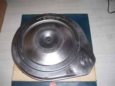 Новый из старых запасов винтажный стальной очиститель воздушного фильтра ~GM Chevy Monza Vega, Pontiac Sunbird Astre - Изображение 1 из 4