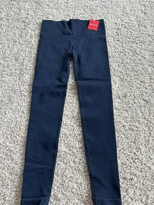 Nuevo Leggings Spanx Navy Haze Active Look At Me Now Sin Costuras a Rayas XS $88 Foto 1 de 4