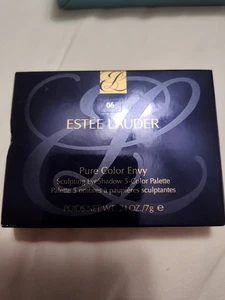 Estee Lauder Pure Color Envy Sculpting Eye Shadow ( 5 Color Pallete - Picture 1 of 1