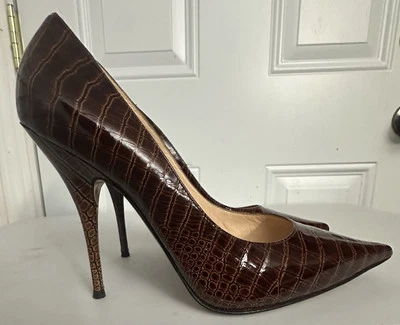 Tacones Casadei Marrón Patrón Caimán Charol Wms Talla 9B Hechos en Italia  Foto 1 de 4