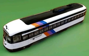 ๐ 951/4000 Corgi 1:50 New Jersey Transit PCC Streetcar Newark Subway RARE *181 - Picture 1 of 6