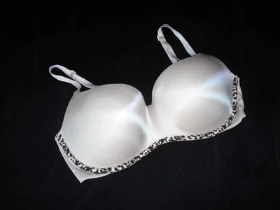 Sujetador Balconette 36D Beige Nylon Acolchado Estante VICTORIA'S SECRET 36D Foto 1 de 4