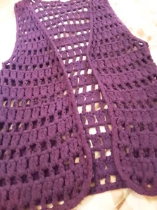 Vintage Purple Crochet Vest Made in Hong Kong size Medium - Picture 1 of 4