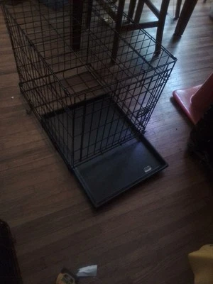 Black Pet Dog Crate 20"x24"x18" - Image 1 of 4