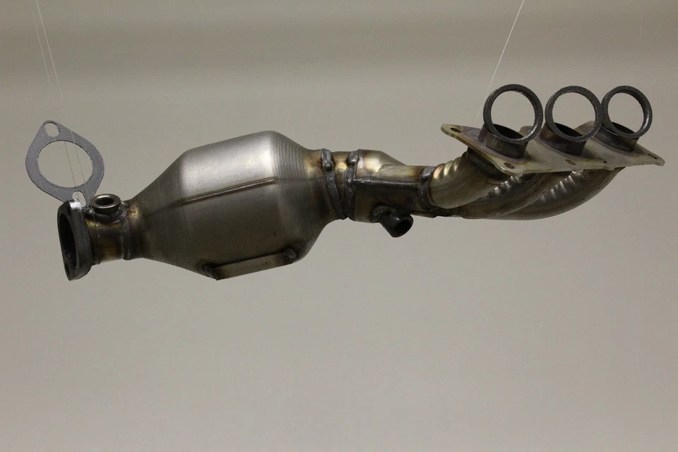 2007 2008 2009 2010 2011 2012 2013 BMW 328I Rear Manifold Catalytic Converter - Image 1 of 1