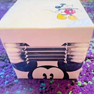 Nuevo De Colección Disney Mickey Mouse 100 Q-Tips hisopos de algodón en caja decorativa - ¡SELLADO! - Imagen 1 de 6