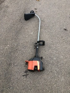 FLYMO PETROL STRIMMER D I Y UNTESTED SPARES REPAIR EXPORT CHEAP - Picture 1 of 1