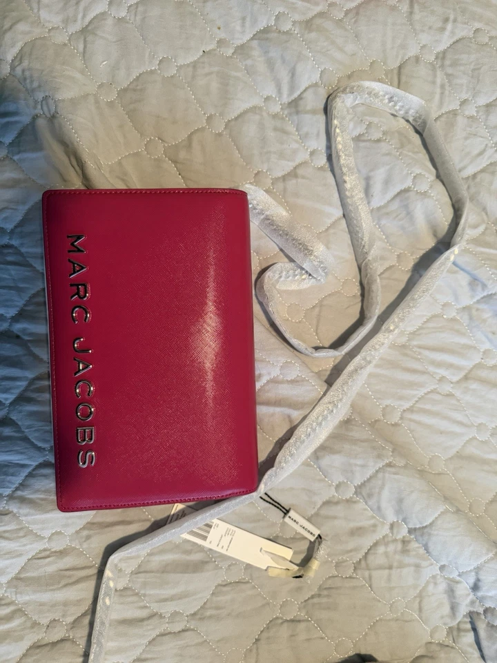 Bandolera MARC JACOBS Cuero Saffiano Rosa Caliente NUEVA CON Etiquetas Nunca Usada Foto 1 de 4