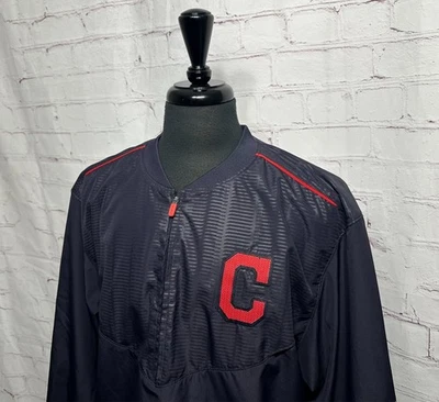 Chaqueta cortavientos Cleveland Guardians Majestic Cool Base 1/4 cremallera Dugout Bullpen Foto 1 de 4