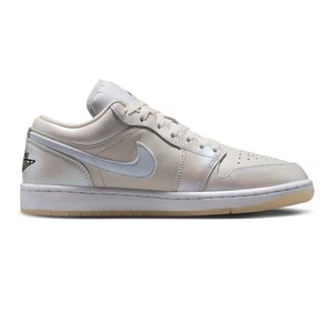 Air Jordan 1 Low SE 'Year of the Snake' Women's (2025) - Picture 1 of 9