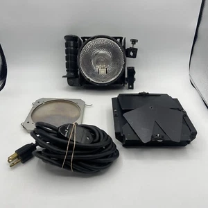 Lowel Omni-Light 500 Watt Focus Flood Light 4187531 120-240VAC 12-30VDC Works - Picture 1 of 3