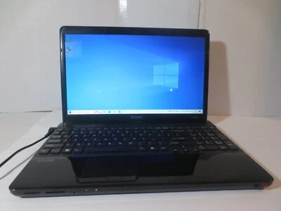 SONY VAIO PCG-71314L 15.6" CORE i3-M350@2.27GHz 6GB RAM 250GB HDD WIN 10 Foto 1 de 4