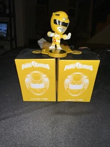 Loot Crate Power Rangers Yellow Ranger Miniature Figure (2017, Exclusive) Lot 3 - Picture 1 of 4