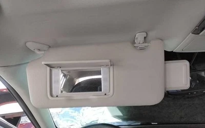 Driver Sun Visor Illuminated Dual Bulbs OEM 10-14 LEGACY 1294007 - Image 1 of 4