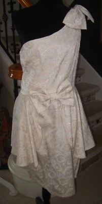 Vintage 80s Joanie Char cream jacquard one shoulder fitted bows party dress 14 - Image 1 of 4