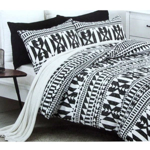 Barundi Tribal Easy Care Quilt Cover Set Queen by Belmondo - Picture 1 of 2