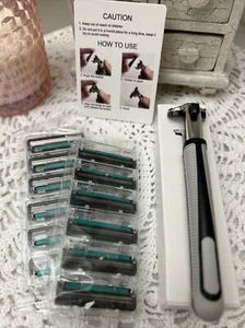 Manual Razor Set with 12 Tough Blades - Picture 1 of 2