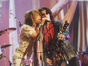 STEVEN TYLER SIGNED AUTOGRAPH 8x10 AEROSMITH AUTO NY A - Picture 1 of 1