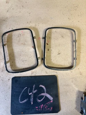 1983 1987 86 Chevrolet Gmc K5 K10 C10 K30 C30 large sealed beam headlight RINGS - Image 1 of 4