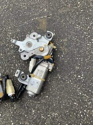 🥇92-00 LEXUS  SC300 SC400 SUNROOF MOTOR DRIVE UNIT W RELAY MODULE OEM - Image 1 of 4
