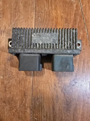 2009 Ford Diesel Glow Plug Module Relay Switch Powerstroke 6.0L 6.4L 7.3L OEM - Image 1 of 3