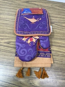 DISNEY ALADDIN 3 Piece Kitchen Set New Dish Towel, Pot Holder & Oven Mitt - Picture 1 of 8