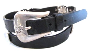 Cinturón floral boho para mujer 32" negro y plateado - Imagen 1 de 5