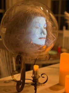 Madam Leota talking head Haunted Mansion Custom Prop + projector Disneyland - Picture 1 of 6