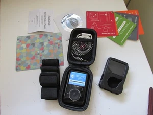 SanDisk Sansa Fuze (2GB)+ 2GB SD Memory card Digital Media MP3 Player - Picture 1 of 12