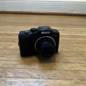 Kodak EasyShare Z915 10.0 MP Black Digital Camera - Picture 1 of 8