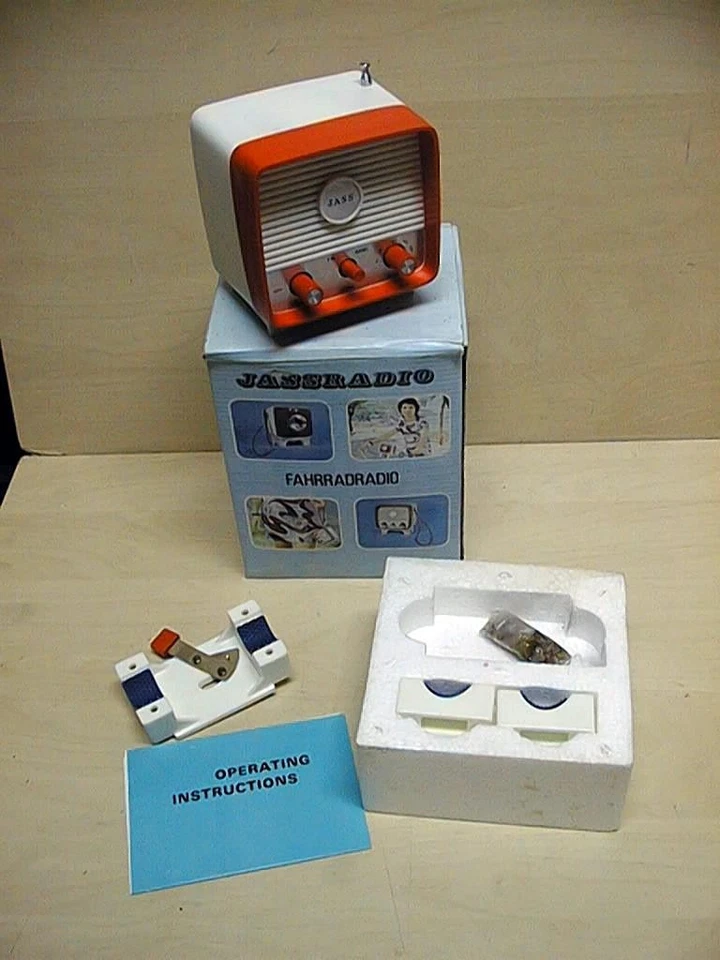 1970er Jahre Made in Hong-Kong Fahrradradio JASSRADIO model 9615 für Bonanzarad - Bild 1 von 4